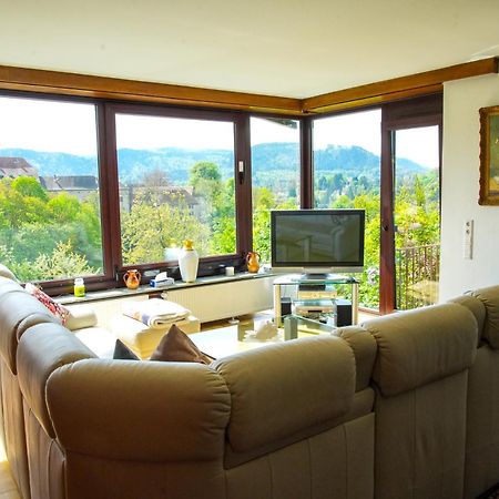 Gemuetliche Wohnung Im Herrenhaus Baden-Baden Luaran gambar