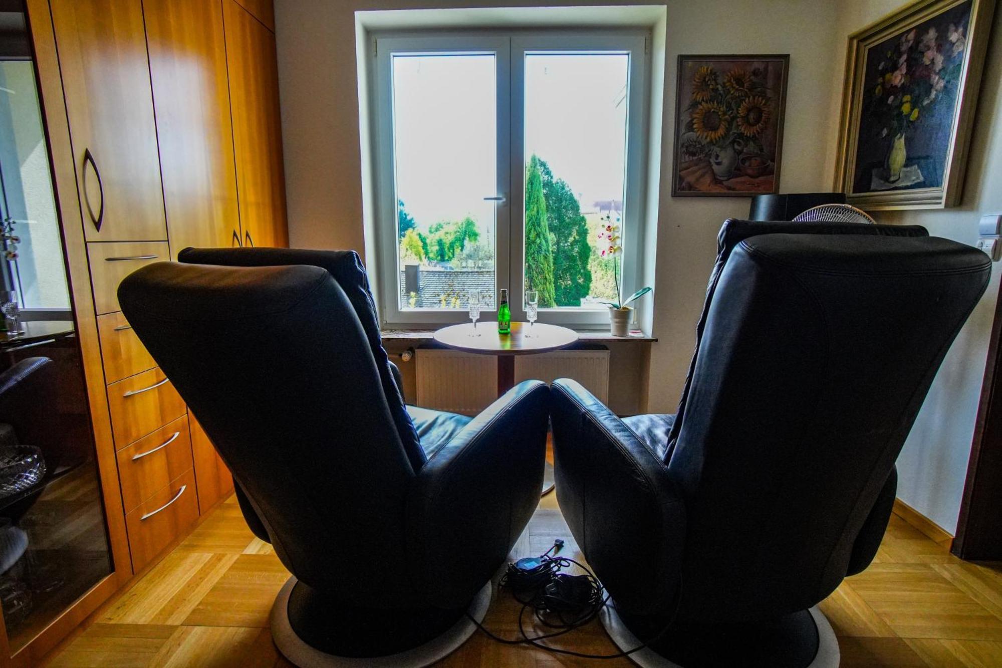 Gemuetliche Wohnung Im Herrenhaus Baden-Baden Luaran gambar