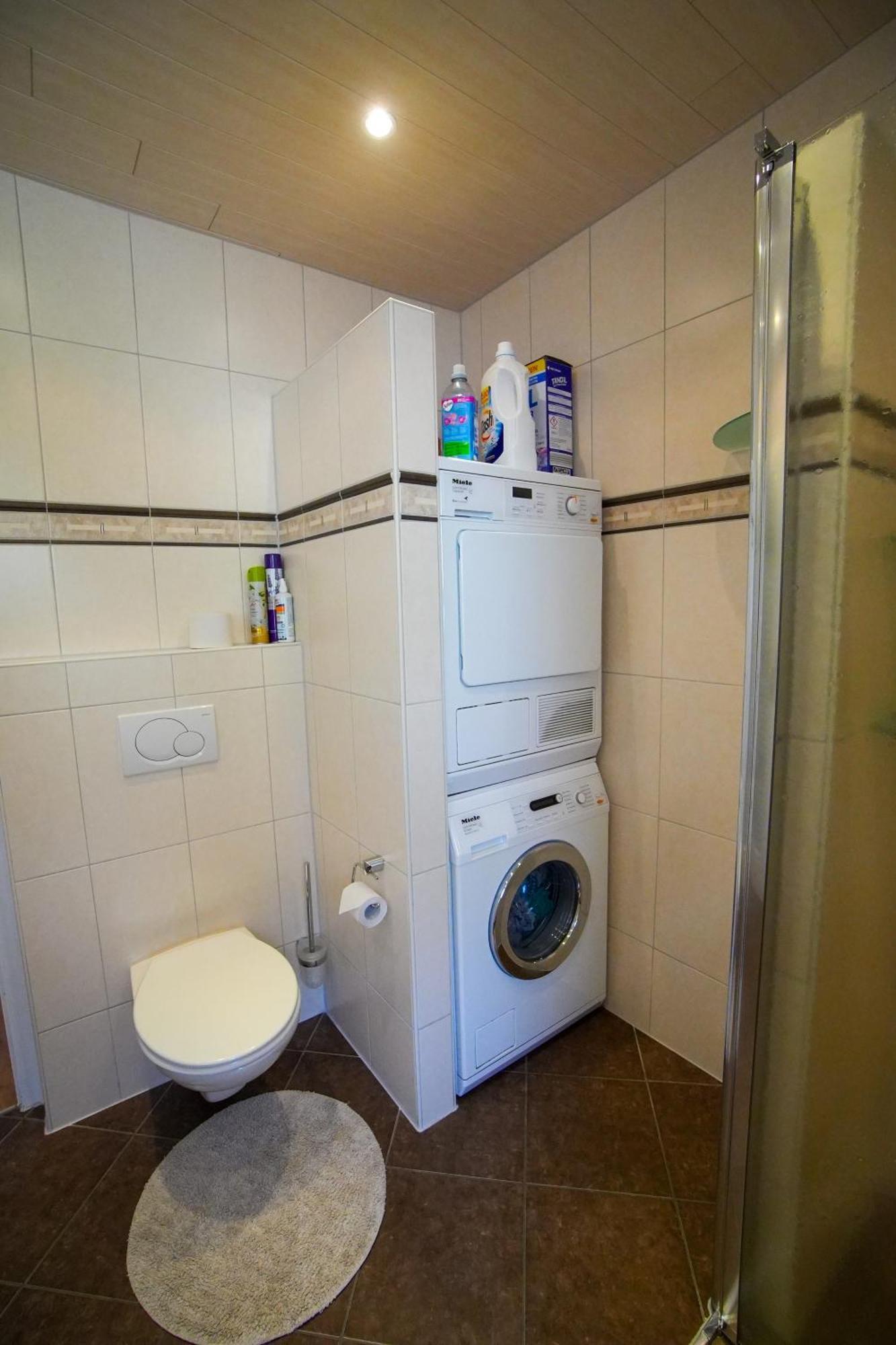 Gemuetliche Wohnung Im Herrenhaus Baden-Baden Luaran gambar